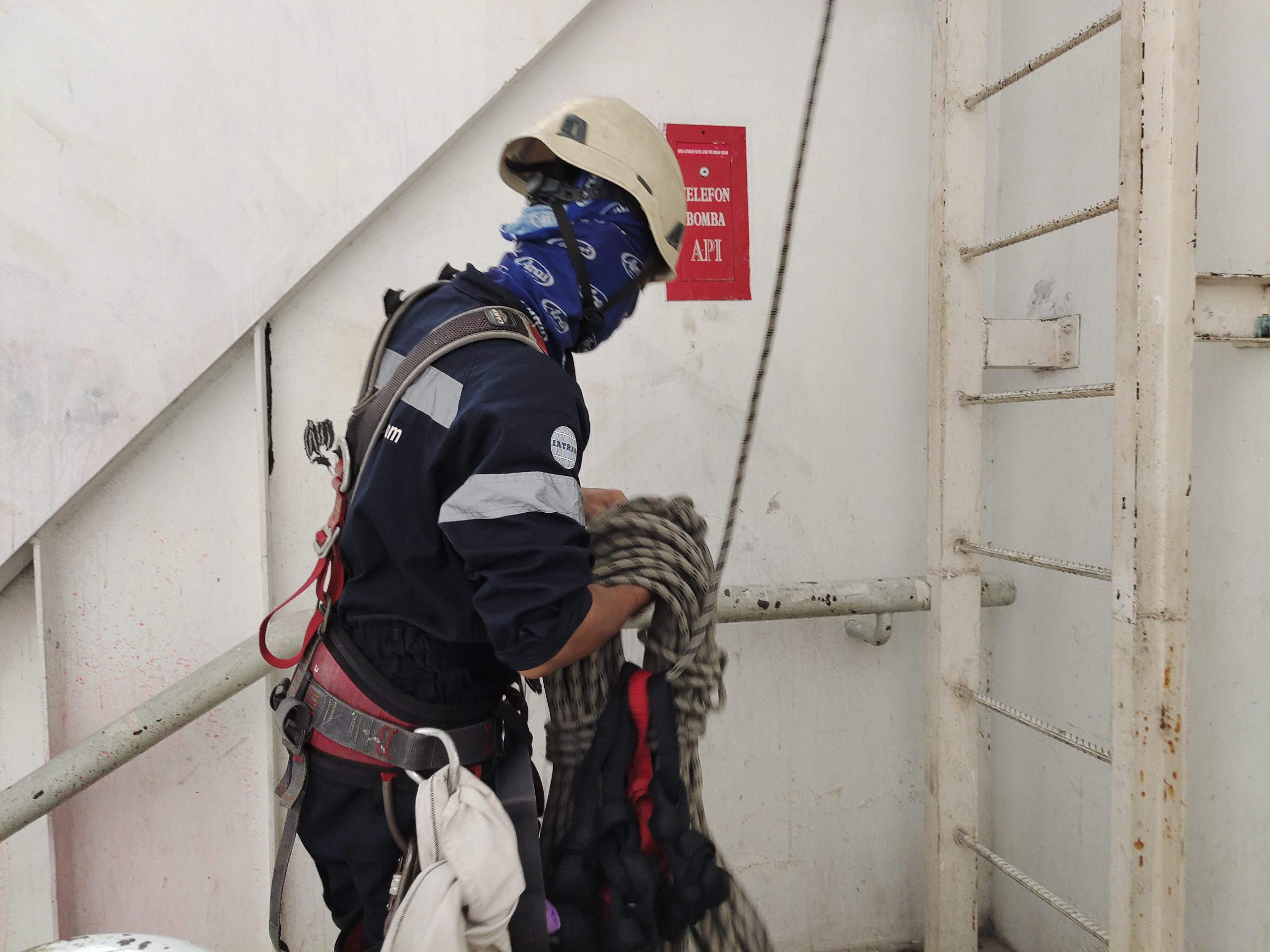 Facade cleaning services